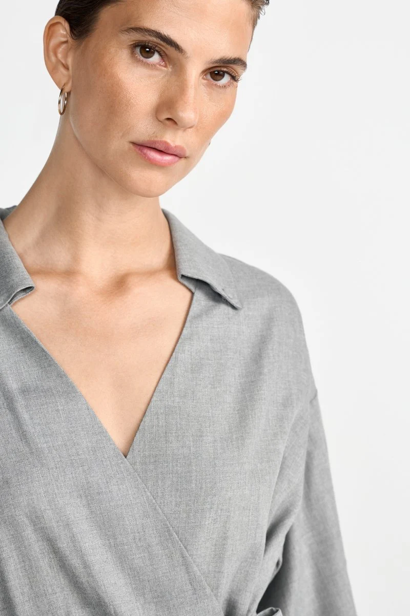Wickelbluse mit Kragen - Image 5