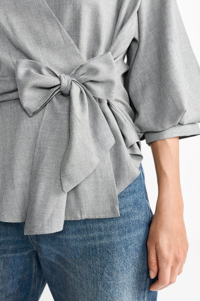 Wickelbluse mit Kragen - Image 6