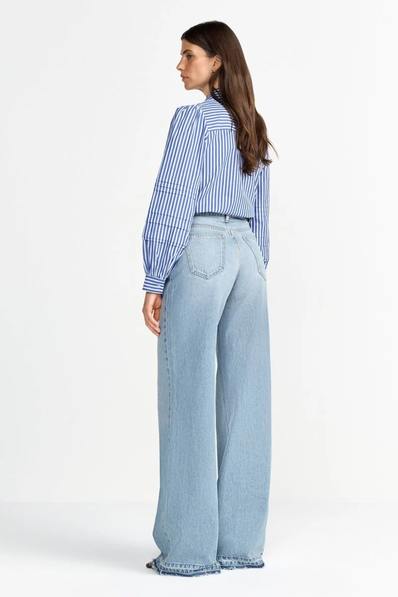 Hellblaue Wide-Leg-Jeans - Image 4