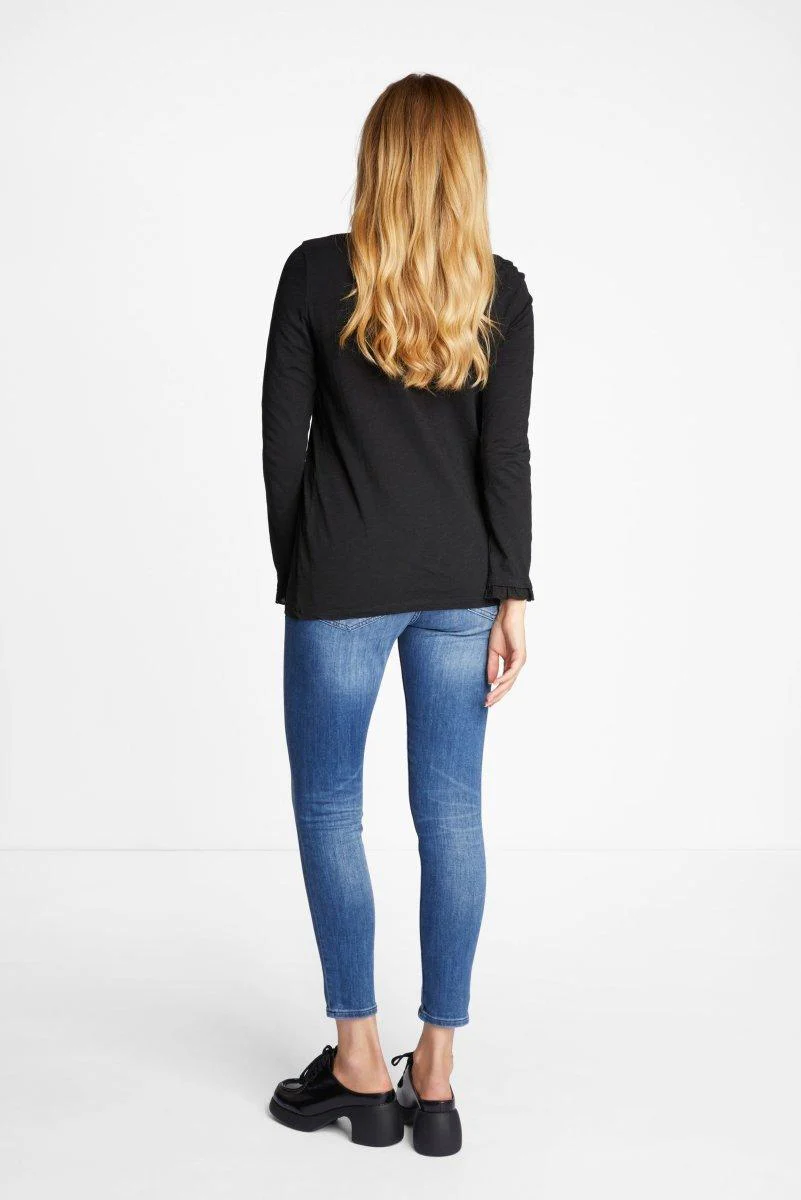 Longsleeve mit Rüschenkragen - Image 5