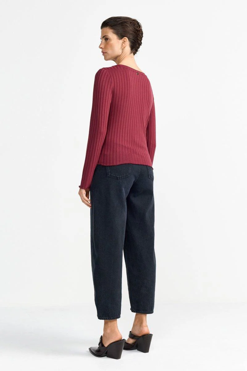 Longsleeve in Bordeaux - Image 4