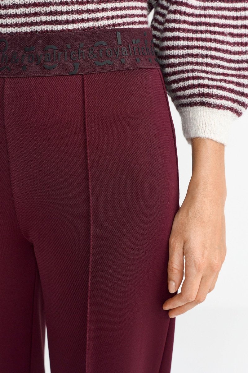 Weite Jerseyhose mit Ziernaht - Image 10